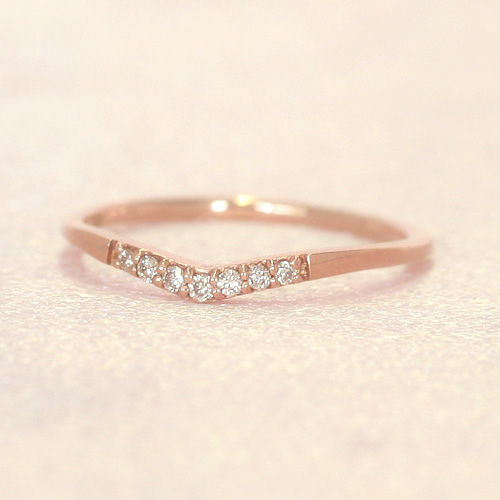【楽天市場】K10 ダイヤモンド V字 ピンキーリング レディース 指輪・シエーテ 結婚指輪 婚約指輪と重ねづけ 華奢リング シンプル 10K