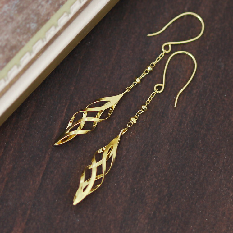 究極の美 の曲線 ピアス 18k 地金 レディース ブランド ゴールド フックピアス 華奢 シンプル ピアス 可愛いピアス ジュエリー あす楽対応 フックピアス 18k レディース ゴールド トリクス 華奢 シンプル 可愛いピアス ジュエリー K18 18金 揺れるピアス デザイン