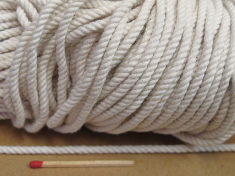 楽天市場 綿タコ糸２０ １５ ５号 かせ しっかりした綿糸をお探しの方にオススメ 強撚でさらっとした手ざわりの糸です 糸のきんしょう