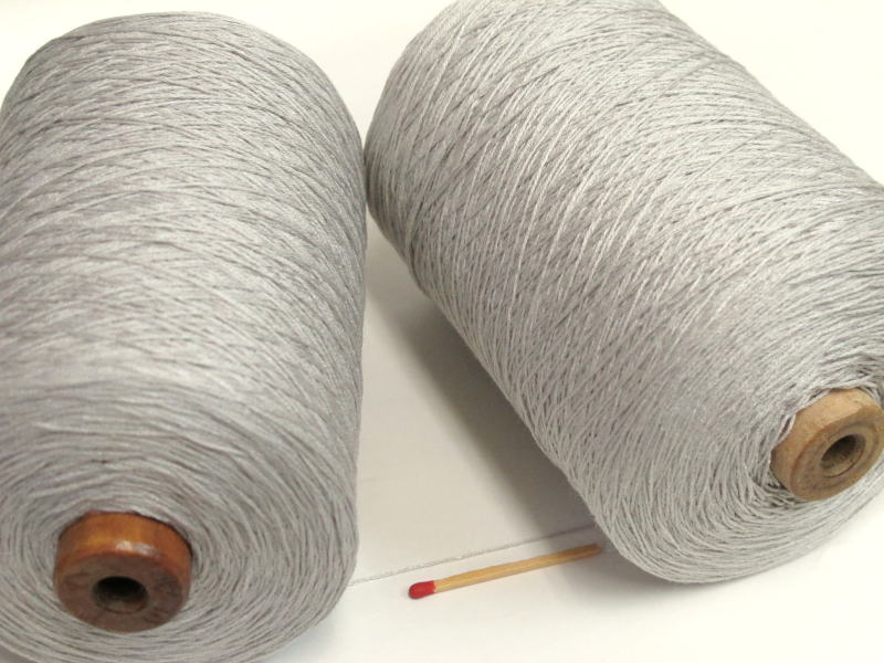 楽天市場】【シルク１０００（紺）】 軽くてやわらかい絹１００％の糸 
