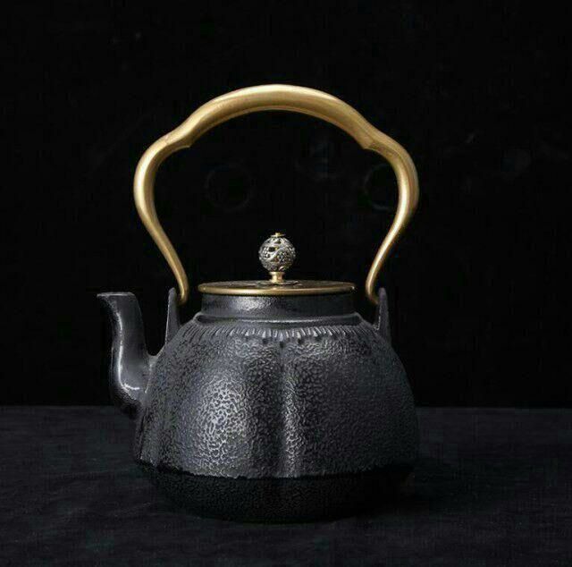 鉄瓶 鉄びん 鉄分詰め直す 言い慣わし芸術品 アラレ IH 直火 湯沸かし 銅蓋鉄瓶 1.2L