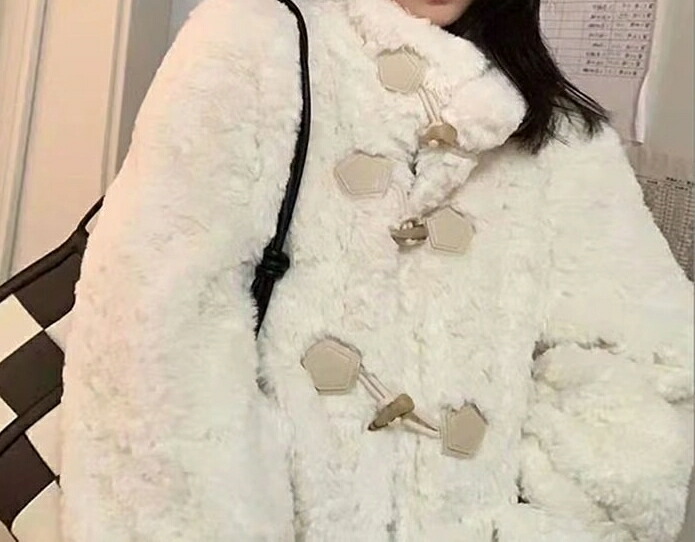 しい冬服の の羊の のコート女百合痩せて見える背のコートゆったり暖かい上着純色ムートンファッションムートンアイテム|キラリラ店