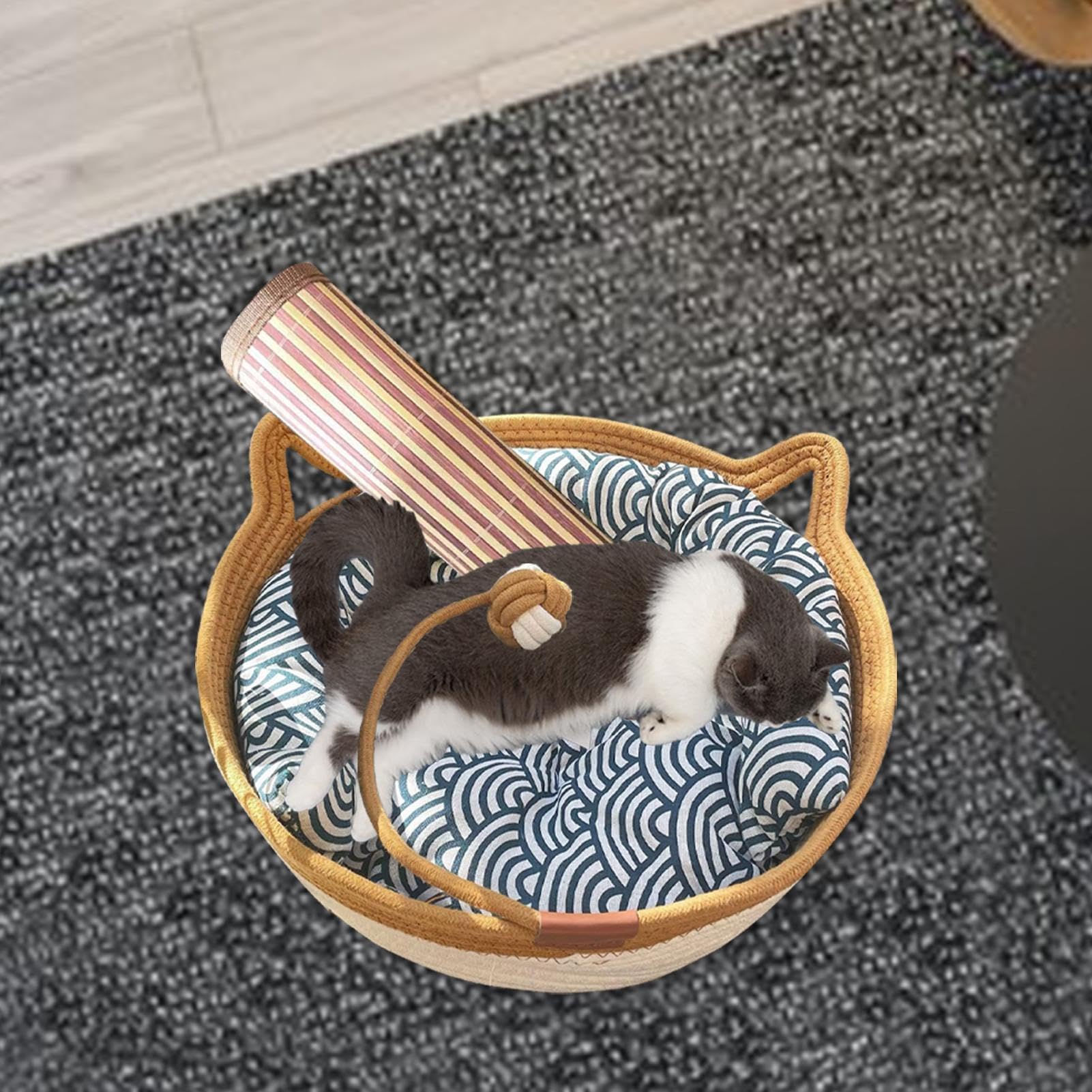 猫ベッド バスケット ネスト、編まれた猫ベッド バスケット, 猫ベッド夏の睡眠用のおもちゃの尻尾付き冷却猫の巣, 子猫の形をした自然な ゆりかごスクラッチャーカドラー、子猫、猫の爪とぎ用の柔らかいクッション付き｜キラリラ店