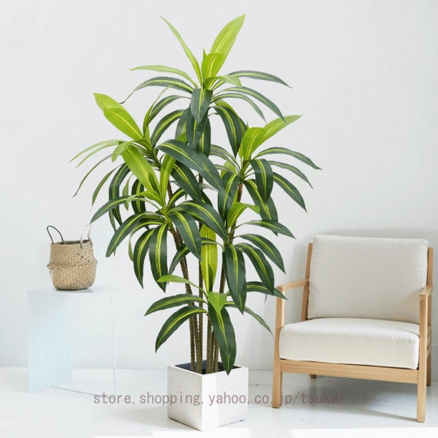 人工 観葉植物 フェイク 大型 フェイクグリーン 造花 人工樹木 フェイク植物 インテリア 室内 屋外 水やり不要 枯れない 盆栽植物 新築祝い 母の日｜きらりライフ 15,286円