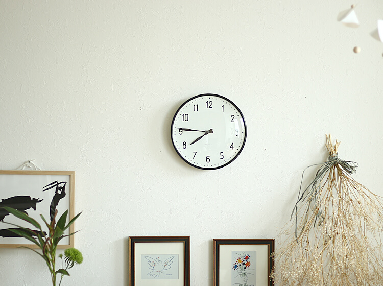 新品】アルネ ヤコブセン Wall Clock Station 210㎜ | www.jarussi.com.br