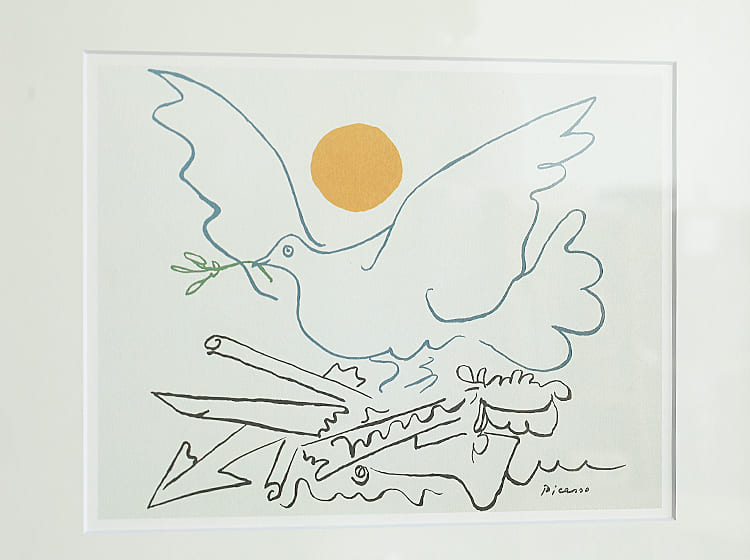 PICASSO ピカソ 虹と鳩 アートポスター 名画 インテリアにおすすめ 楽天市場】額入りポスター ピカソ 鳩 ＜CP ピカソ PP06