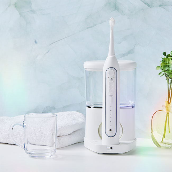 【特典あり】WAVEWAVE 口腔洗浄器 ジェットウォッシャー [歯 水圧 洗浄 電動 フロス 歯間 口腔洗浄機 携帯 コードレス 防水 ウォーターフロス コンパクト マウスウォッシャー 水流 歯ブラシ 口腔 シャワー 口腔洗浄 持ち運び デンタルフロス 電動歯ブラシ]