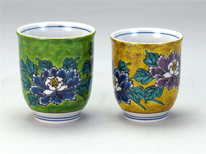 組湯呑 吉田屋牡丹 九谷焼 日本制 湯呑み茶碗 ペア 高級 かわいい 可愛い おしゃれ 来客用 湯呑みセット 湯のみ おしゃれ 茶碗 陶瓷器 食器 プレゼント ギフト Grantandpower Com