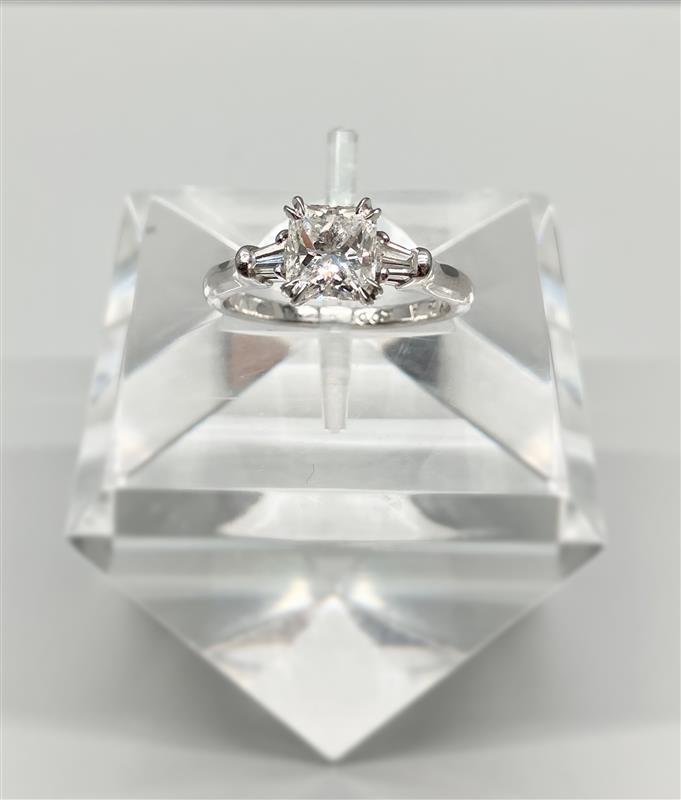 【中古】HARRY WINSTON ハリーウィンストン ソリティアリング ダイヤ Pt950 1.03ct VS1 カラーE 総重量4.1g ソリテール レクタンギュラーブリリアント