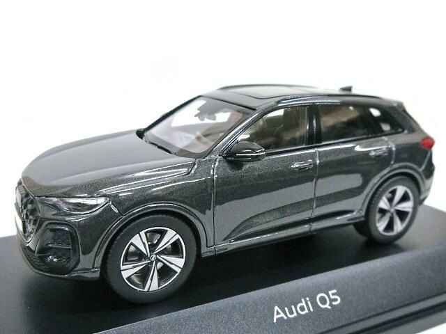 楽天市場】AUDI特注 1/43 アウディ Q5 スポーツバック (ホワイト) 2025
