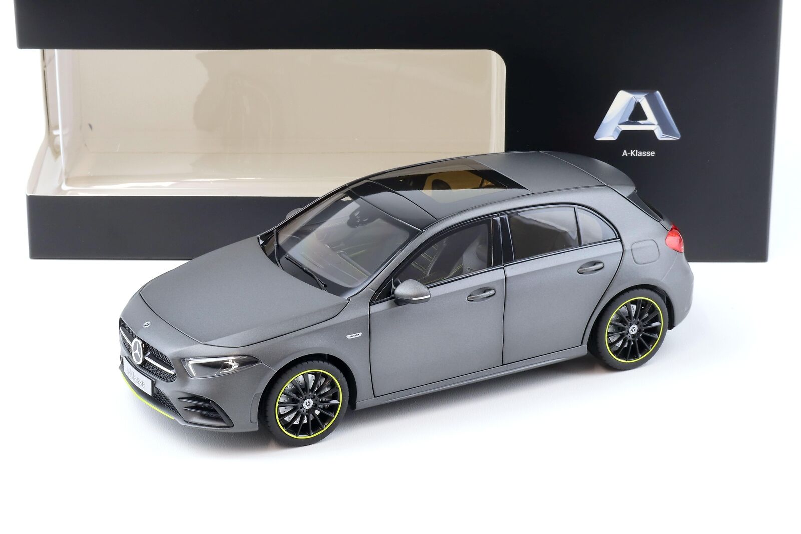 Amazon | ノレブ 1/18 メルセデス・ベンツ 特注 Aクラス