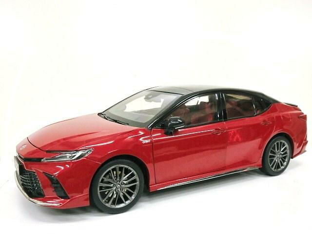 ★New★TOYOTA特注 1/18 トヨタ カムリ XSE (レッド) 2025