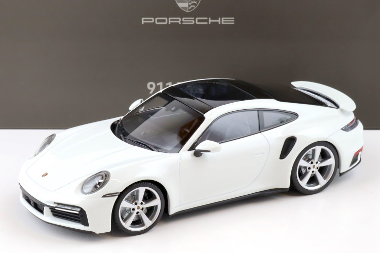 ミニチャンプス　ポルシェ911ターボ　1/18 楽天市場】1/18 ミニチャンプス MINICHAMPS Porsche 911 Turbo S