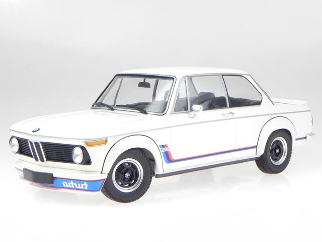 ミニチャンブス 1/18 BMW 2002 ターボ (白いこと) 1973