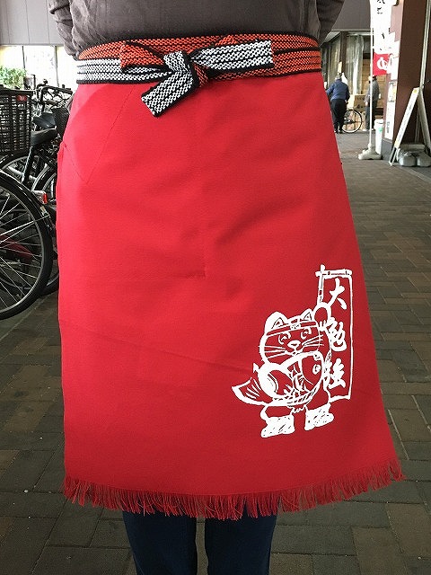 プリント入り　大変丈夫な帆前掛け　商売人必須 招き猫プリント柄 プリント入り 大変丈夫な帆前掛け 商売人必須 招き猫プリント柄