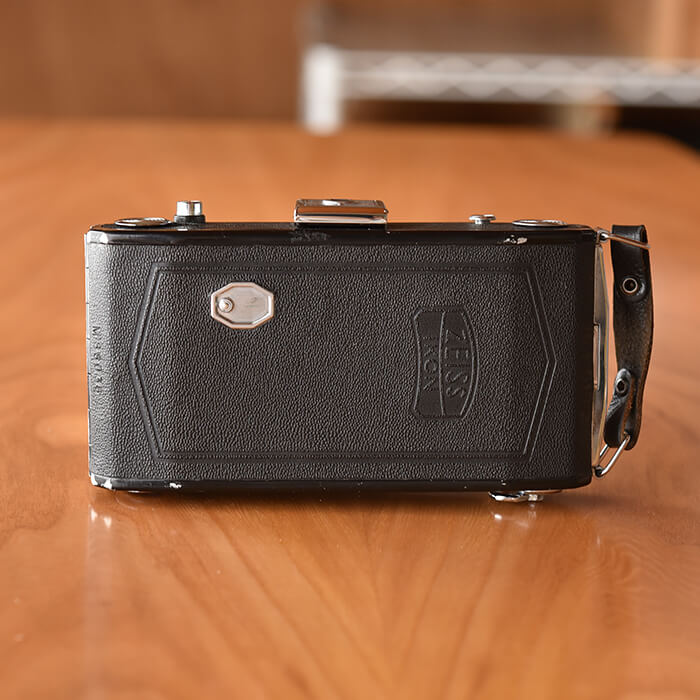 楽天市場】Zeiss Ikonのフォールディングカメラ、Super Ikonta 532/16