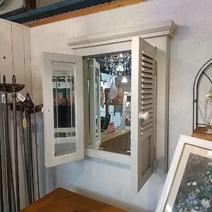 楽天市場】ルーバーミラー 壁掛けミラー ゴルド Lサイズ 窓 壁掛け