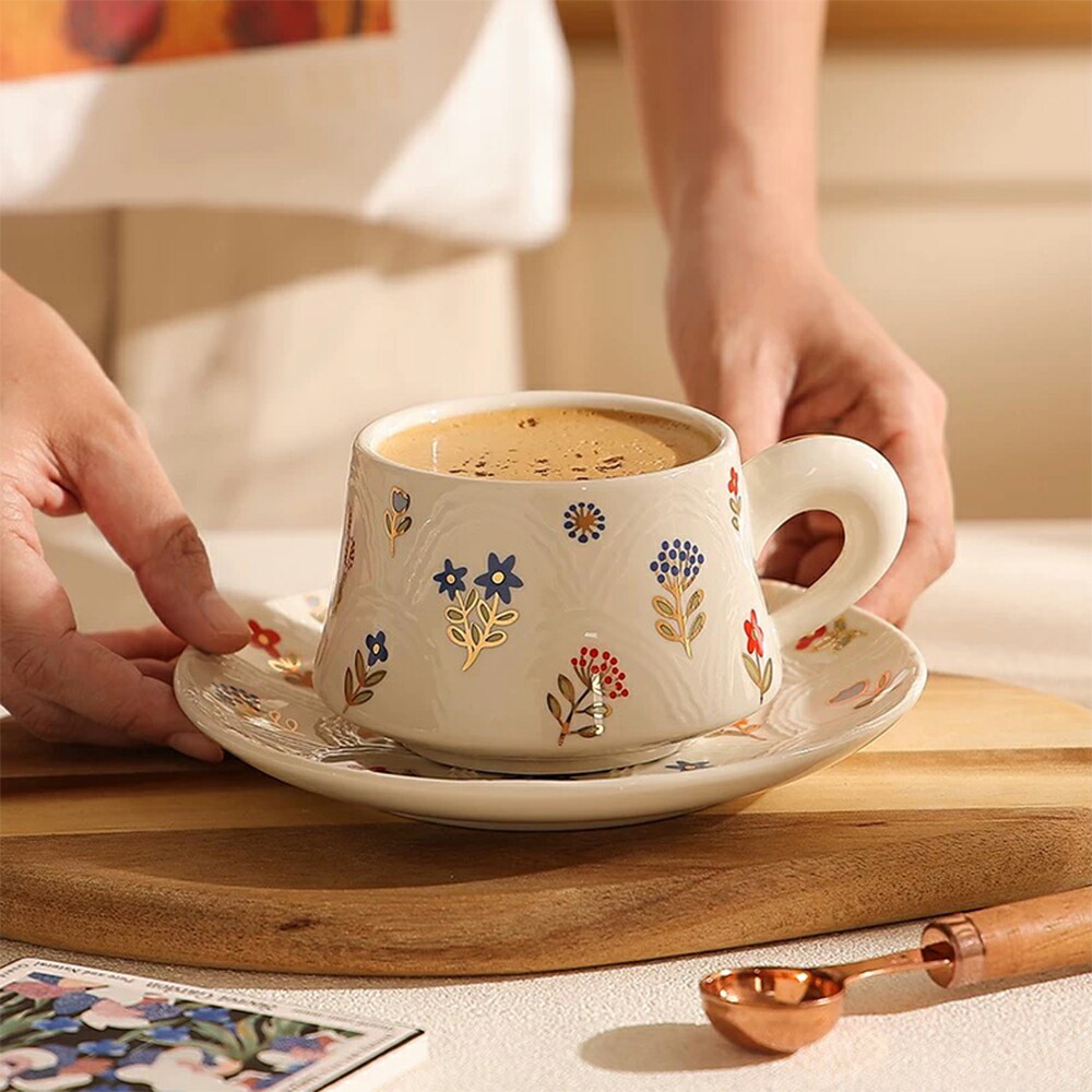 エントリーでP10倍！美しい 花柄 マグカップ＆プレート 白陶器 コップ