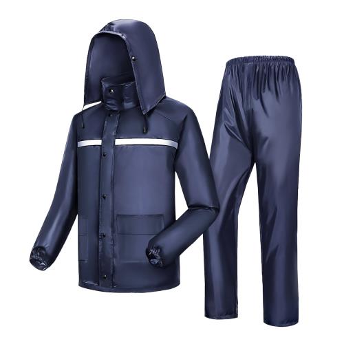 Fomte レインウェア 上下セット 【レインバイザー付き リュック対応】 総裏メッシュ レインスーツ 上下 メンズ レディース 防水生地 透湿 レインコート 自転車 バイク 反射プリント アウトドア 作業用 梅雨対策 通勤 通学 雨合羽 雨具 男女兼用 (ネイビー, XS)｜アニメ雑貨アン＆山梨のフルーツ