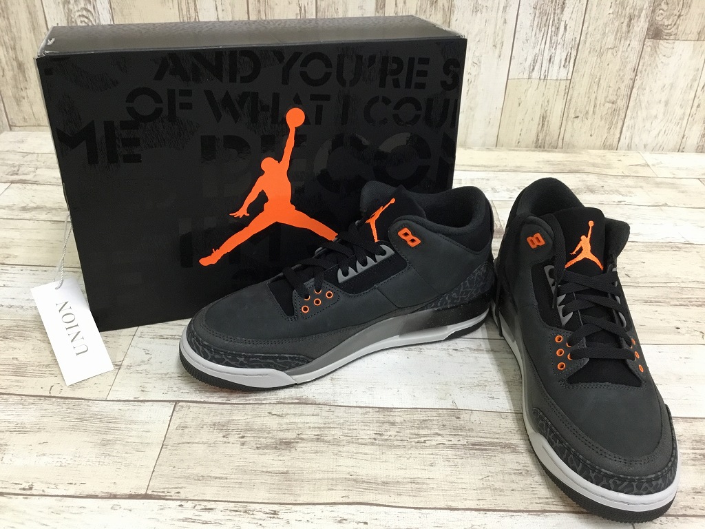 【中古】NIKE AIR JORDAN 3 RETRO CT8532-080 ナイキ エアジョーダン ※2023年12月入荷※｜ノッカーランド　店
