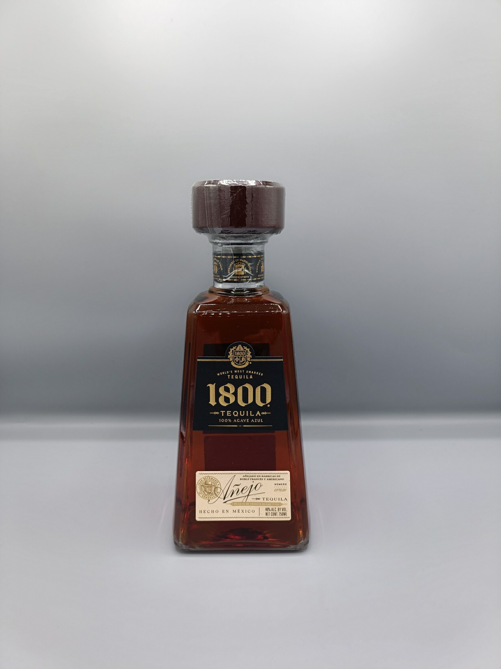 楽天市場】クエルボ 1800 アネホ テキーラ 40度 750ml CUERVO 1800