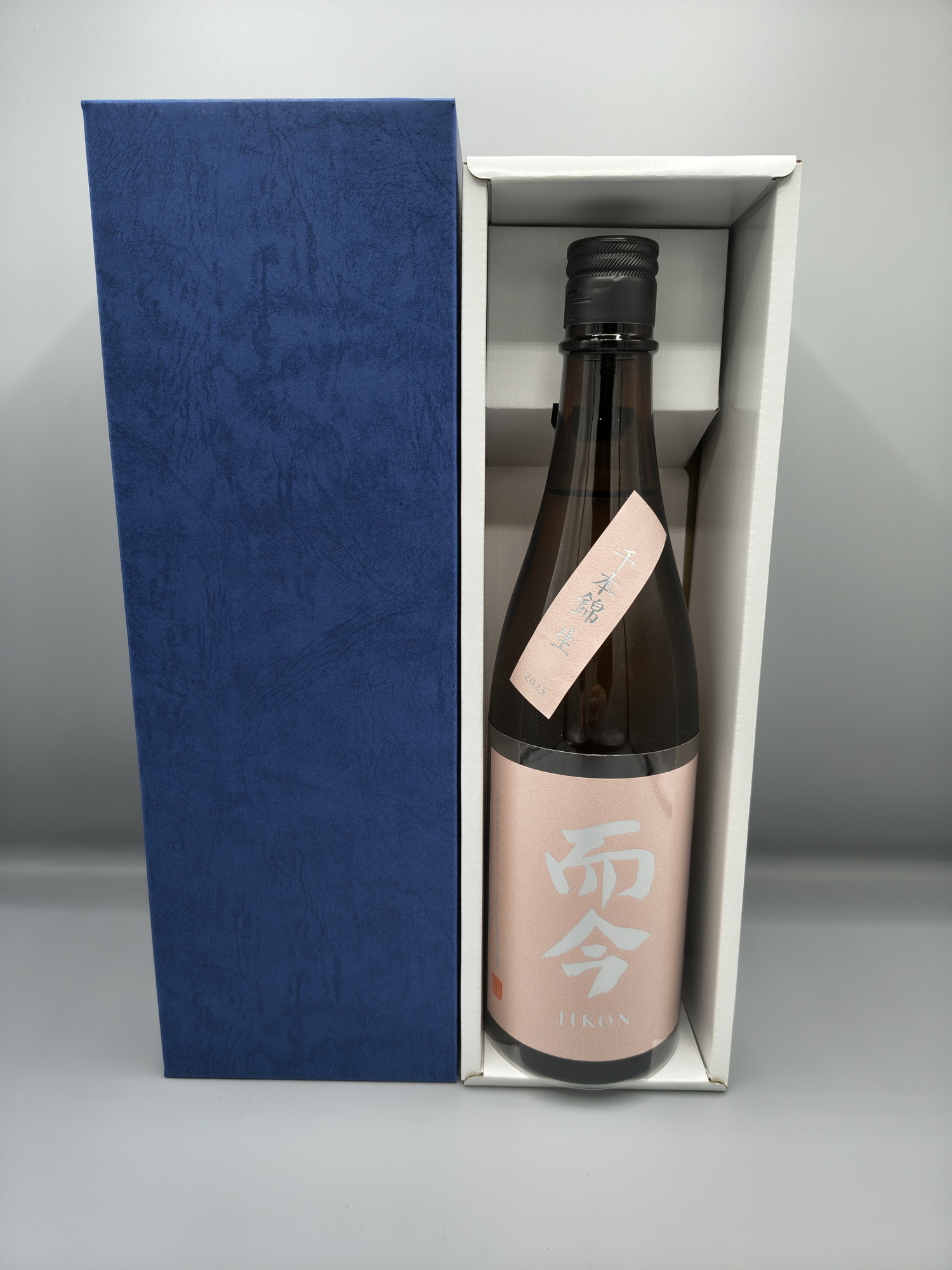 ギフト箱入り！而今 千本錦 生 純米吟醸 1800ml 2026年詰 ギフト 御中元 お中元｜ケーオーリカーズ