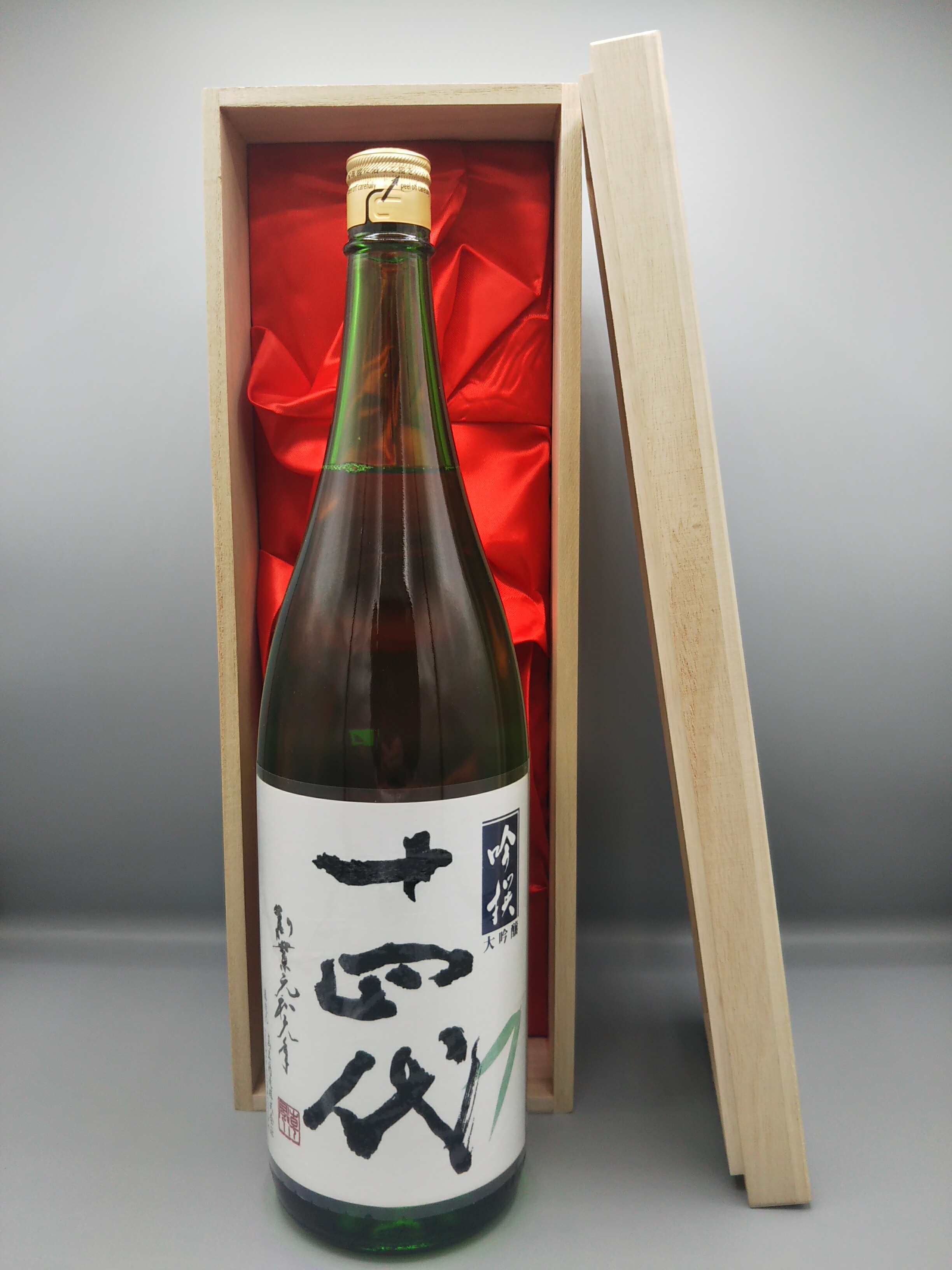 豪華桐箱付き！十四代 吟撰 播州山田錦 吟醸酒 1800ml 高木酒造 ギフト 御中元 お中元｜ケーオーリカーズ 37,895円
