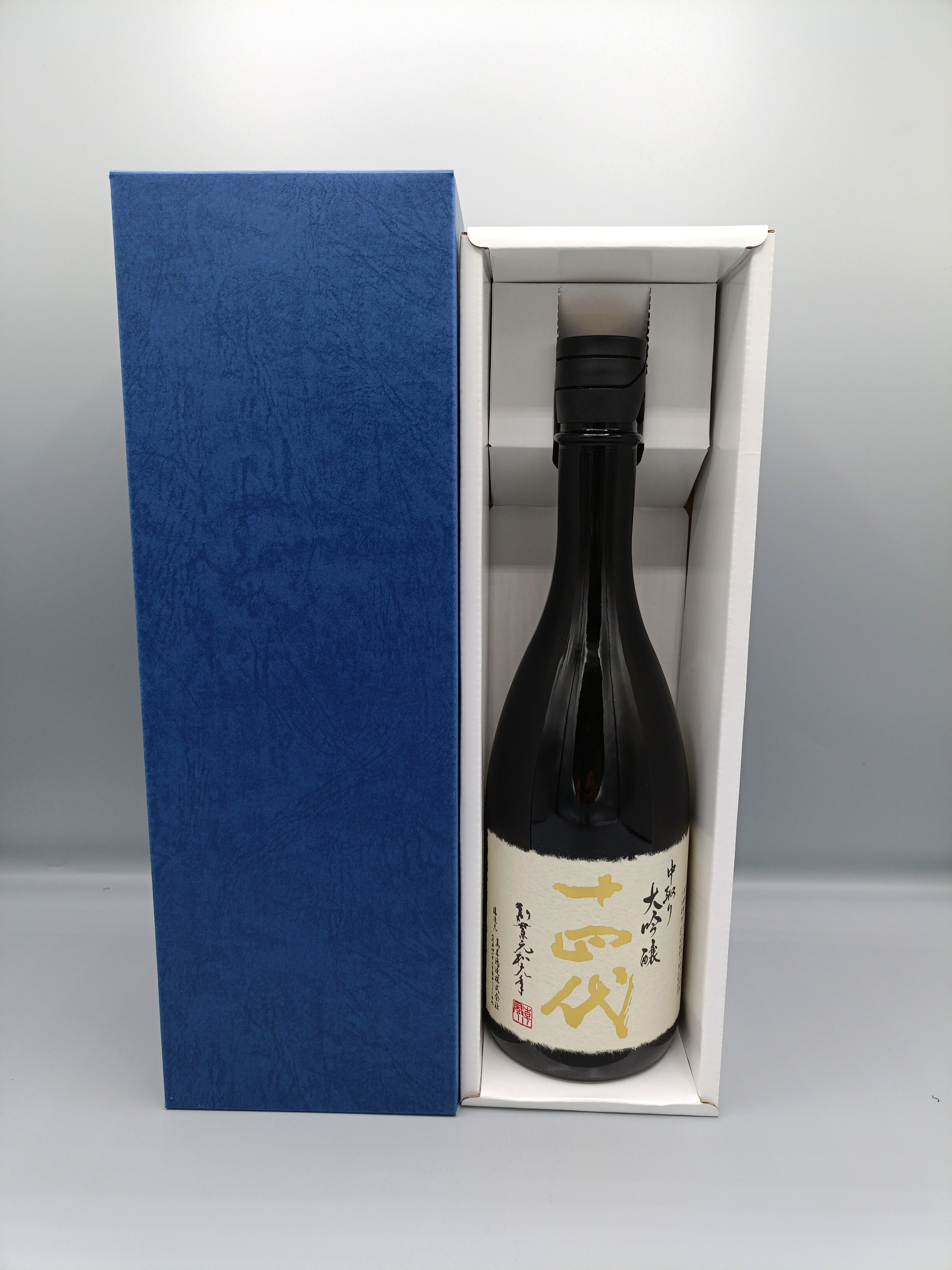 ギフト箱入り！十四代 中取り大吟醸 播州山田錦 720ml 2026年詰 ギフト 御中元 お中元｜ケーオーリカーズ