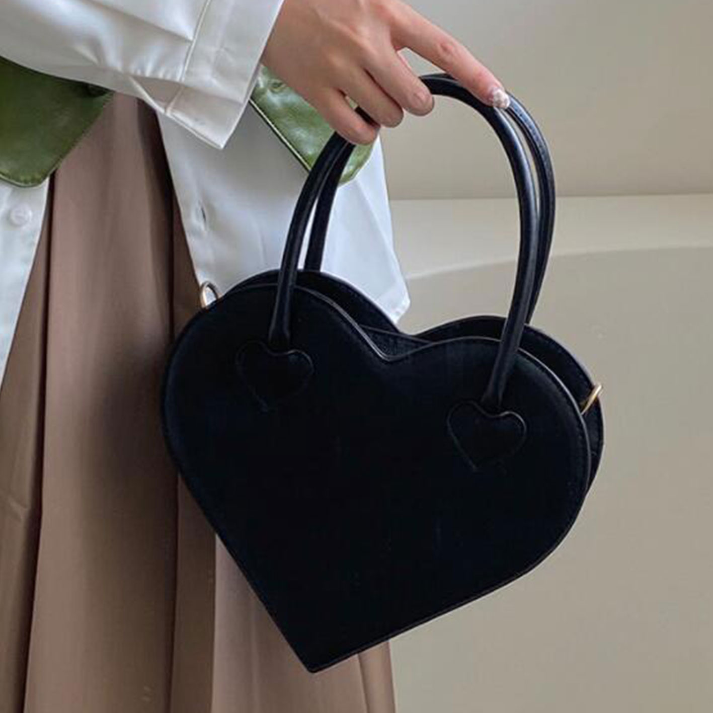 楽天市場】【アウトレット】アライア ALAIA ショルダーバッグ