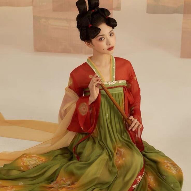 唐装漢服 華流衣装 中華古代服 中華服 チャイナ服 中華風 チャイナ風 花柄 古典美人服 舞台衣装 ステージ衣装  チャイナドレス イベント 仮装 コスチューム 古典ダンス衣装 舞台パフォーマンス 写真撮影 振袖 華やか 裾幅大きい 送料無料