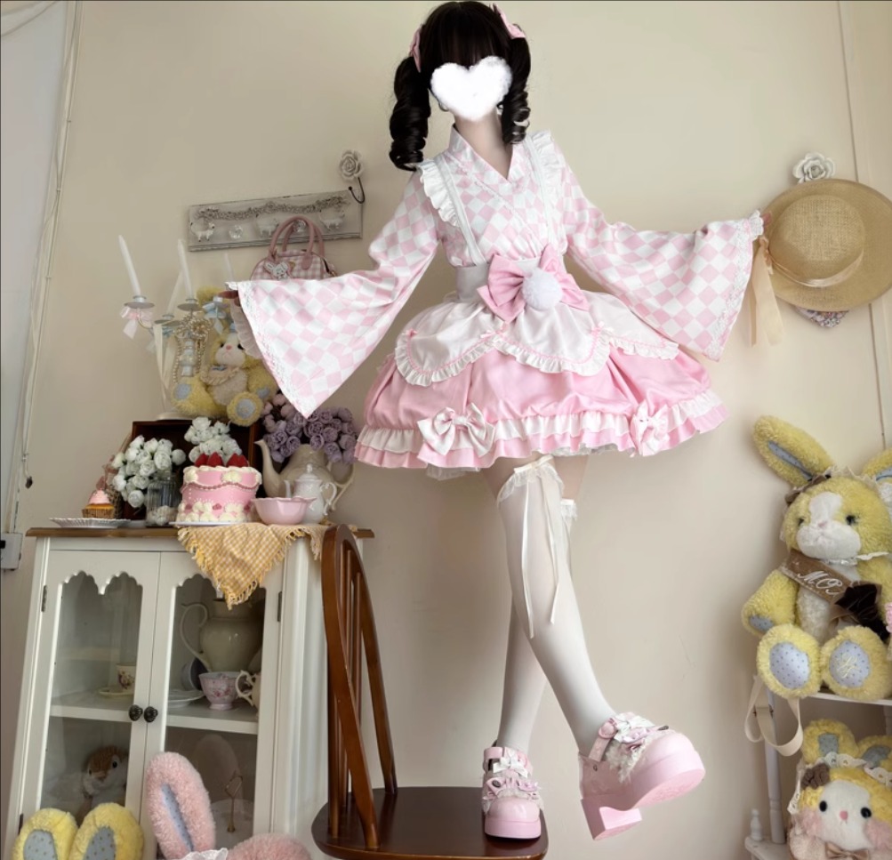 可愛いロリータワンピース 上下セット ロリータ服 チェック柄 お姫様風 振袖 プリンセスドレス 甘ロリータ 甘ロリ プリント柄 フリル 可愛いコスチューム ゴスロリ コスプレ衣装 文化祭 学園祭 イベント ピンク イエロー ブルー