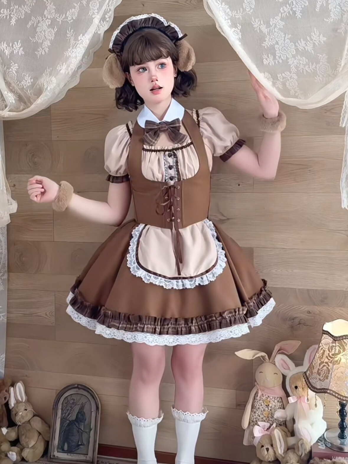 7点セット 柴犬風メイド服 コスプレ服 エルロン付きワンピース 髪飾り付き 半袖 膝丈 茶色 パフスリーブ 舞台ドレス コスプレ仮装 ロリータ パーティー 舞台衣装 イベント変装 ダンス衣装 大人用 女性 激萌 ハロウィン イベント ウェイトレス ブラウン系 演出服 喫茶店