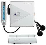 【中古】(人並み外れたに好いたらしい)SHARP 1-BIT PORTBLE MD PLAYER 【Auvi MD-DS5】しろがね色