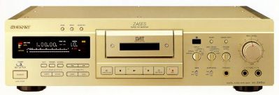【中古】SONY DTC-ZA5ES デジタルデッキ (ゴールド) ES・DATデッキ