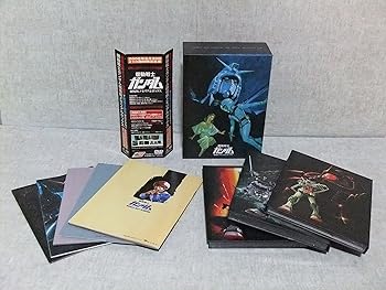 【中古】(非常に良い)機動戦士ガンダム 劇場版メモリアルボックス [DVD] 古谷徹