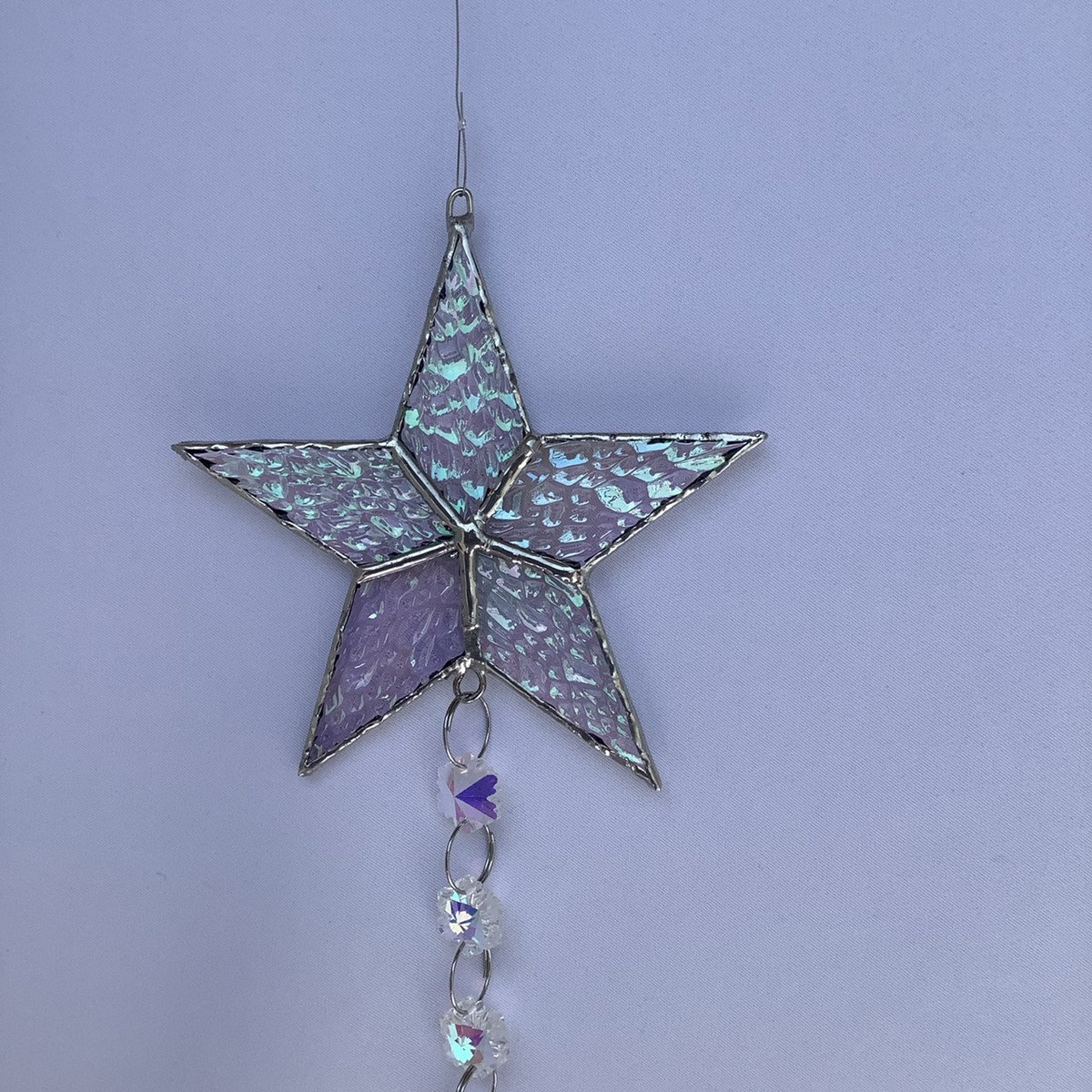 燭をプロシージャ虹を掻集める光の装身具 星印に求めを イリディセントスターのサン捕手インテリア装飾雑貨 インテリアグッズ 星 スターサンキャッチャー ハンドメイド 独特 ステンドヴィードロ ガラス 御洒落 佳 配物 捧呈 窓辺でキラキラと擢んでる のサンキャッチャー
