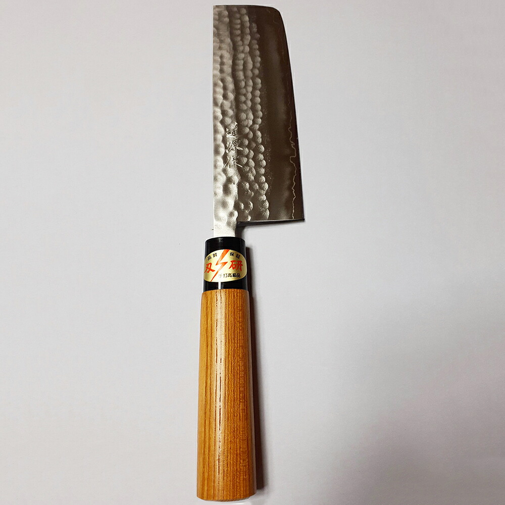 【メーカー直送品(代引き不可)・送料無料】仁村金物店　手打高級品　道源作　槌目　菜切包丁（ステンレスに割込鋼（ハガネ）付き）野菜用［両刃165mm］1本【箱付】＜手作り＞＜金物の産地兵庫県小野市からお届けします＞【名入れ無料サービス対象商品(要4-5日)】｜美と健康・くすり 神戸免疫研究所