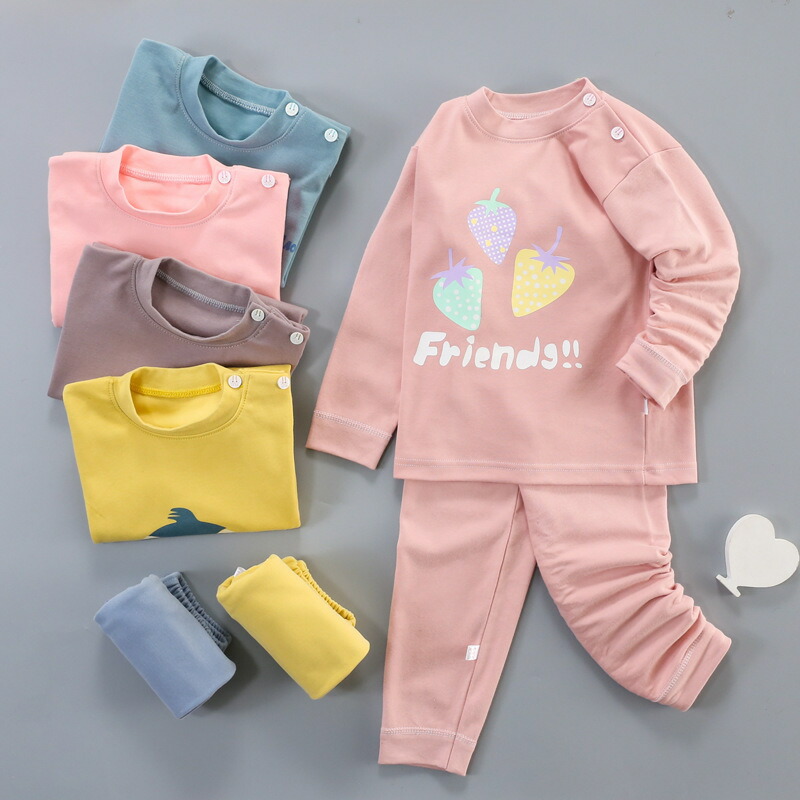 送料無料 パジャマ 上下セット 長ズボン 秋 くつろぐ 肩ボタン プリント 子供用 男の子 冬