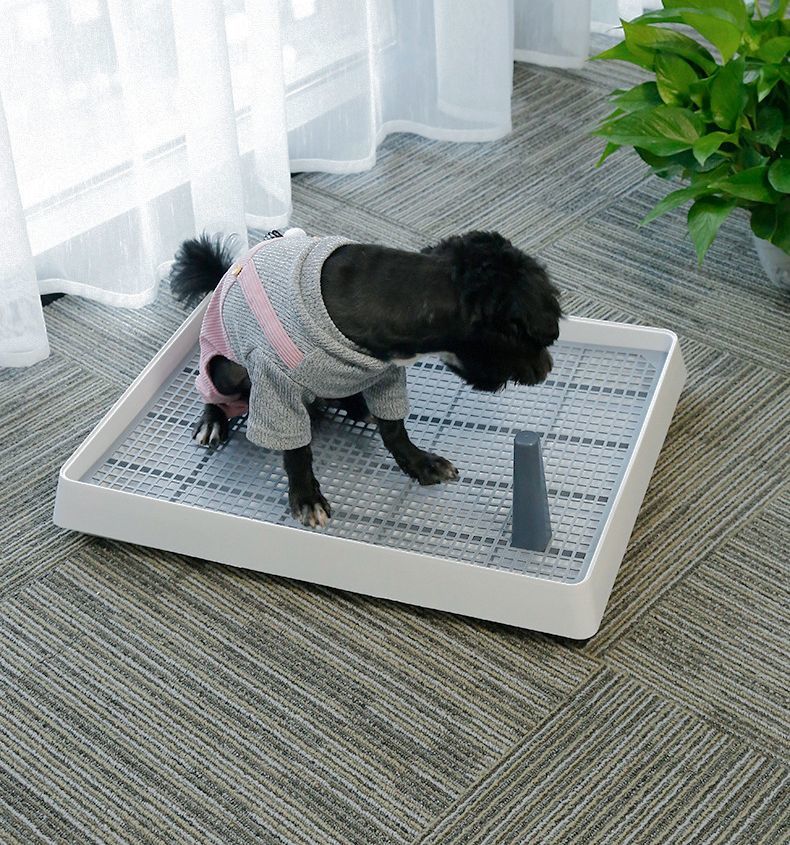 犬用トイレ トイレトレー マーキングポール付き 足上げ しつけ 中型犬 小型犬 トレーニング メッシュ ペット