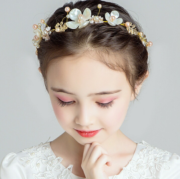 送料無料カチューシャヘアアクセサリーキッズジュニア子供用女の子ガールズフラワーお花フェイクパールパール調髪飾りヘアアレンジゴージャス上品おしゃれ可愛い誕生日パーティ発表会プレゼントギフトファッション小物女児