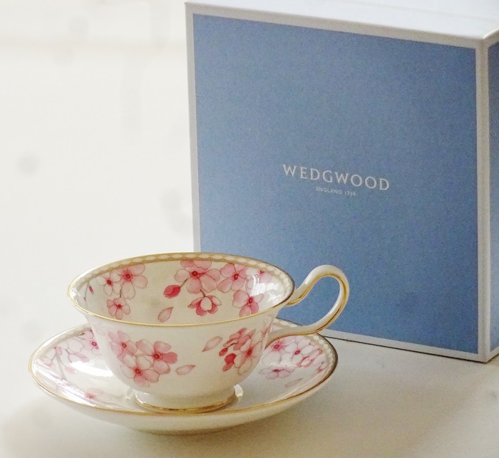 激安特価 ウエッジウッド WEDGWOOD スプリングブロッサム ティーカップ