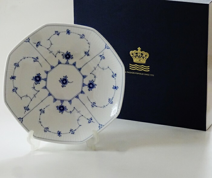 ロイヤルコペンハーゲンROYAL COPENHAGEN ブルーフルーテッド プレイン アーチボウル【スリーブケース付属】【御結婚御祝・内祝・新築御祝・還暦御祝・御礼・寿・御退職】