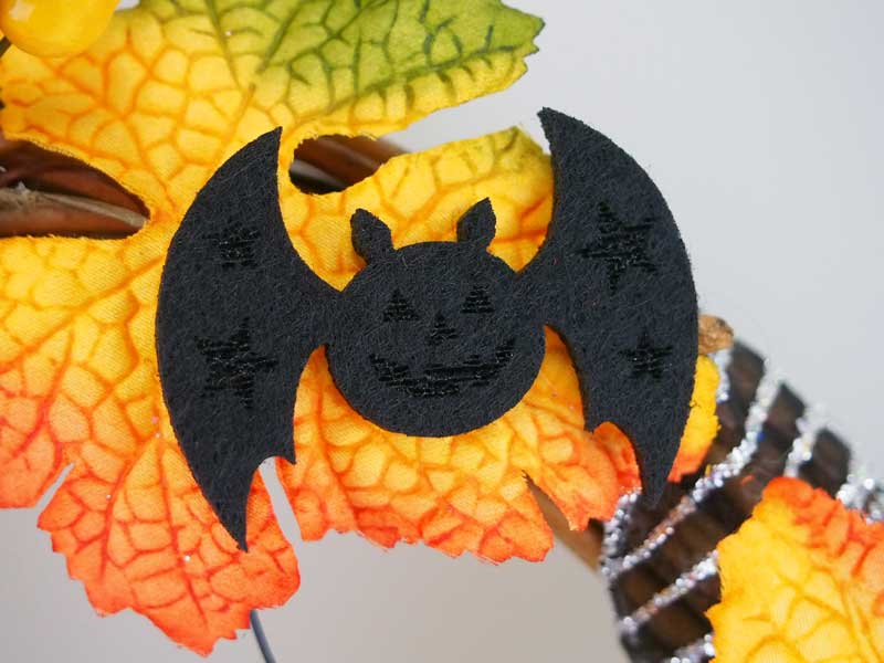 市場 ハロウィンリース25cmキャラクター こうもり かぼちゃ 魔女 コウモリ ハロウィーン パンプキン スパイダー ナチュラル ウィッチ クモ