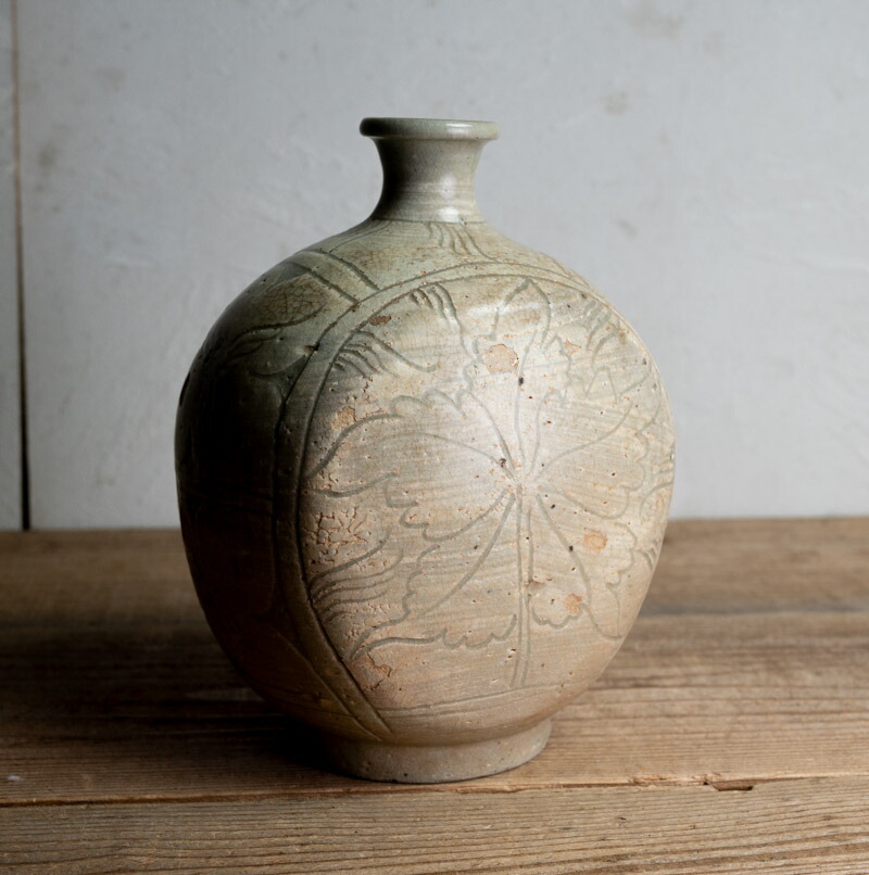 骨董○粉青沙器三島象嵌花文扁壺○箱付 / 釉ハゲあり | 李朝初期-19世紀頃 | 陶器 | 瓶 / 飾り【古美術】【骨董】【中古】【3,980円以上で送料無料】【三浦古美術WEB】2406 / コウB