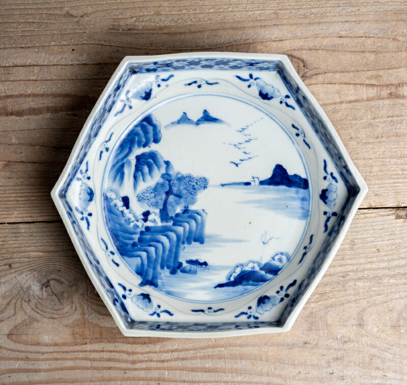 骨董○伊万里染付山水文六角深皿○ | 明治時代--19世紀頃 | 磁器 | 食器【古美術】【骨董】【中古】【3,980円以上で送料無料】【三浦古美術WEB】2408