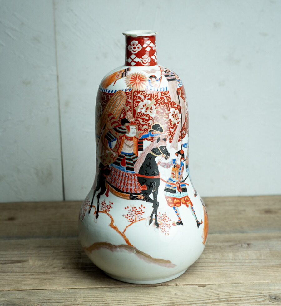 初期古伊万里 徳利 染付 傷有 金継ぎ 参考品 時代品 高16cm 初期古伊万里 徳利 染付 傷有 金継ぎ 参考品 時代品 高16cm