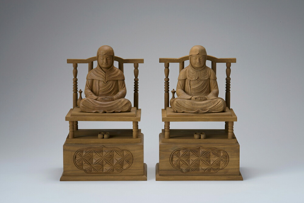 白檀 天台伝教大師 2.0寸 40-5 仏像 木彫り 仏像 木彫 仏像図形 仏像 オブジェ 室内装飾仏像 飾りつけ 室内装飾オブジェ 仏壇 仏具