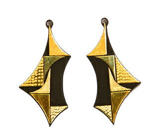 楽天市場】ブローチ 鳳凰 B-06 丸 楕円 肥後象嵌 伝統工芸品 日本製