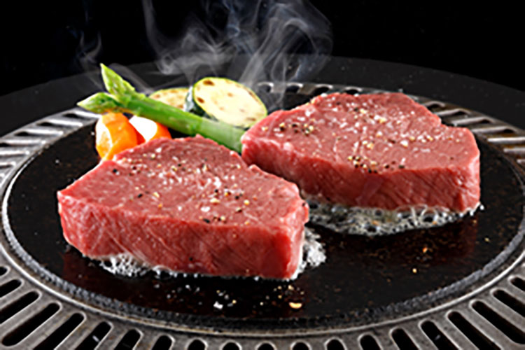 黒毛和牛ももステーキ用（送料無料） 贈答 ギフト お中元 御中元 お歳暮 御歳暮 母の日 父の日 敬老の日