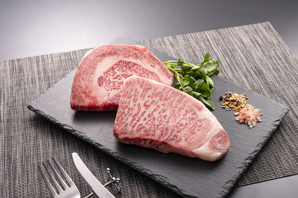 特選千屋牛ステーキ 300g (送料無料)岡山県 牛肉 特選 贈答 ギフト お中元 お歳暮|こだわり厳選食品館